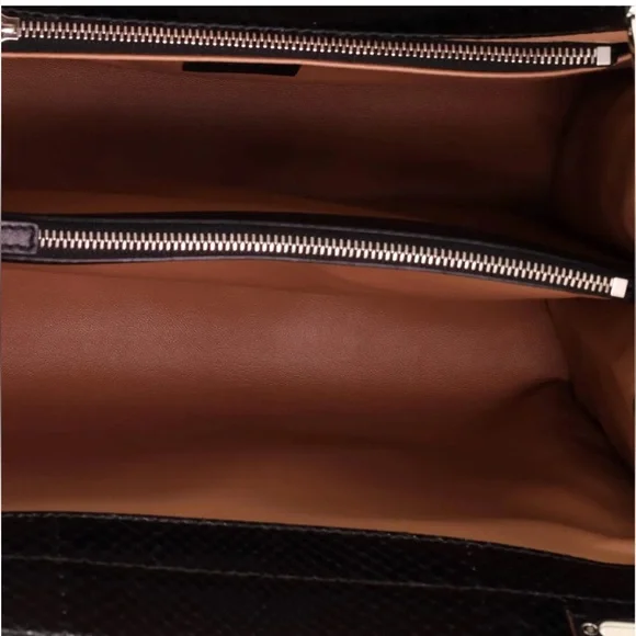 Gucci Zumi Crossbody Top Handle Python Bag- all leather interior in red black - Picture 4 of 16